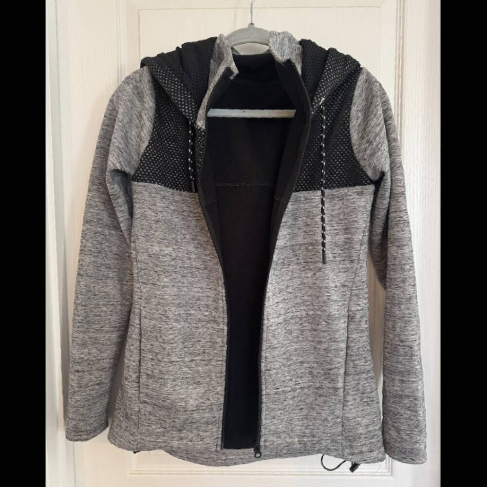 Lorna Jane grey and mesh jacket S
